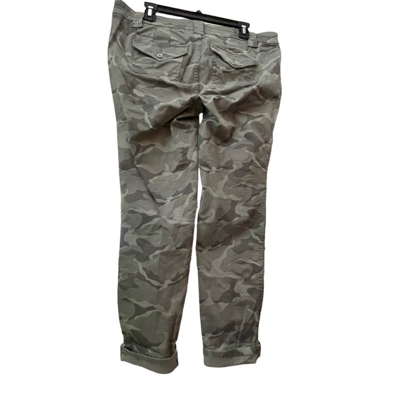 Torrid camouflage pants size 12 - Picture 14 of 15